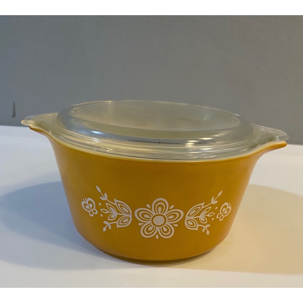 Vintage Pyrex Butterfly Gold 473-B 1 Qt Casserole Dish with Lid Mustard Yellow